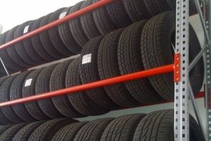 rafturi metalice pentru anvelope
